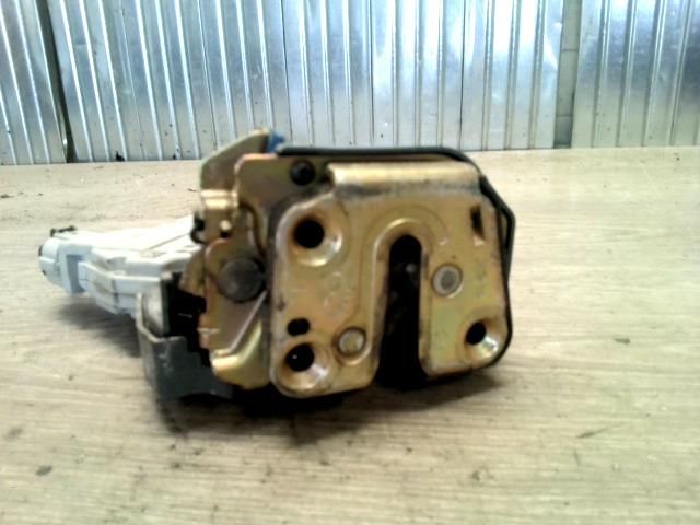 bontott NISSAN MAXIMA Bal hátsó Ajtózár