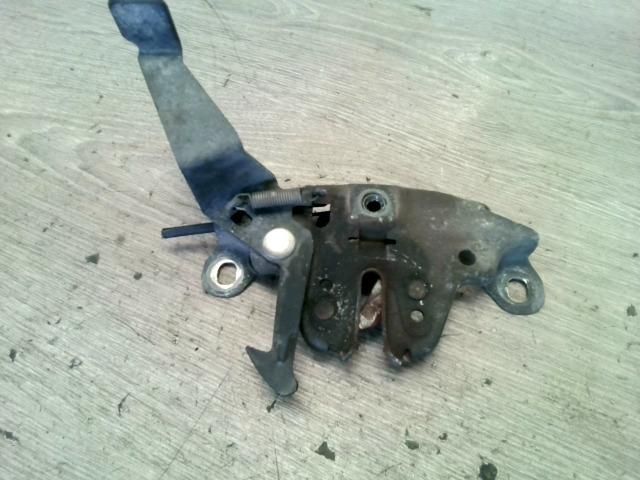 bontott NISSAN MAXIMA Bal Motorháztető Zárszerkezet