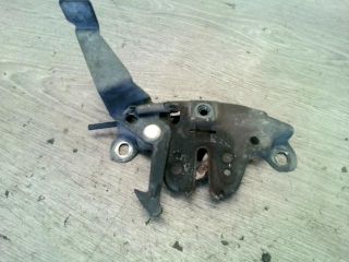 bontott NISSAN MAXIMA Bal Motorháztető Zárszerkezet