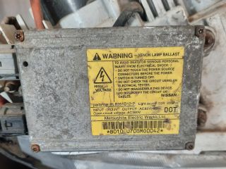 bontott NISSAN MAXIMA Bal Xenon Fényszóró