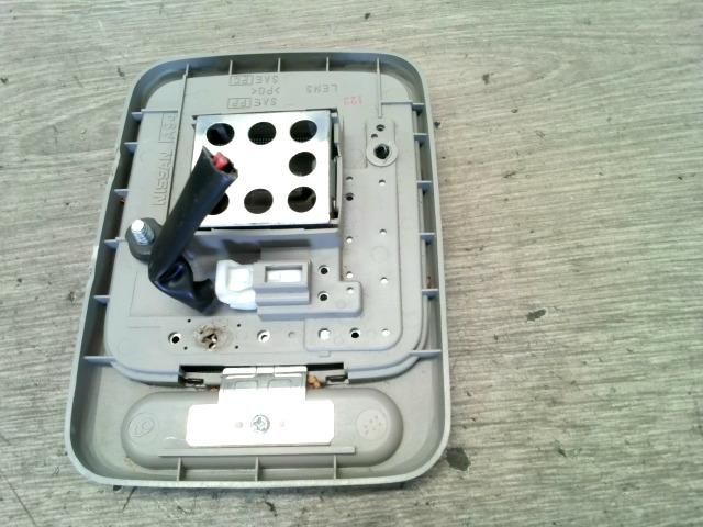 bontott NISSAN MAXIMA Beltér Világítás Hátsó