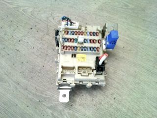 bontott NISSAN MAXIMA Biztosítéktábla Doboz