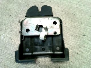 bontott NISSAN MAXIMA Csomagtérajtó Zárszerkezet