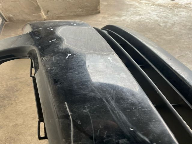 bontott NISSAN MAXIMA Első Lökhárító (Üresen)