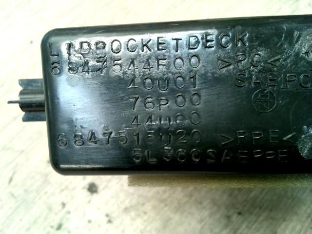 bontott NISSAN MAXIMA Első Tároló Rekesz