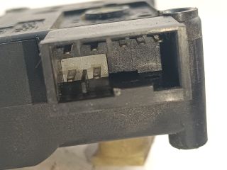 bontott NISSAN MAXIMA Fűtés Állító Motor