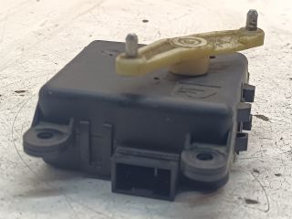 bontott NISSAN MAXIMA Fűtés Állító Motor