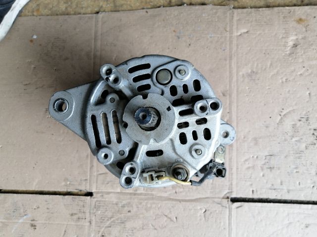 bontott NISSAN MAXIMA Generátor