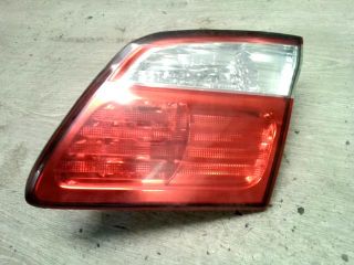 bontott NISSAN MAXIMA Jobb Belső Hátsó Lámpa