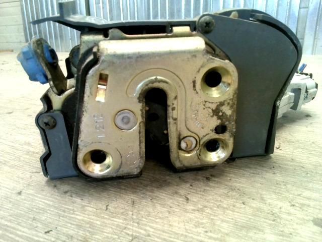 bontott NISSAN MAXIMA Jobb első Ajtózár