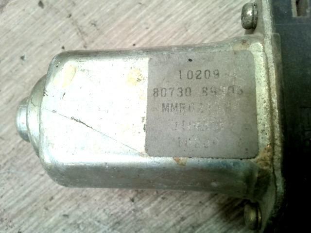 bontott NISSAN MAXIMA Jobb hátsó Ablakemelő Szerkezet (Elektromos)