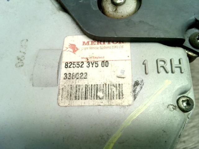 bontott NISSAN MAXIMA Jobb hátsó Ajtózár