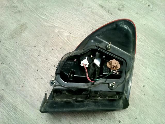 bontott NISSAN MAXIMA Jobb Külső Hátsó Lámpa