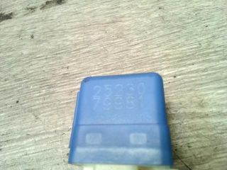 bontott NISSAN MAXIMA Relé