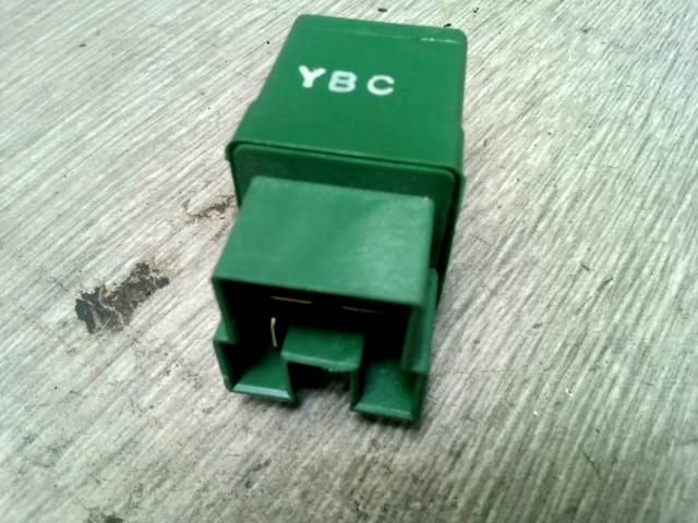 bontott NISSAN MAXIMA Relé