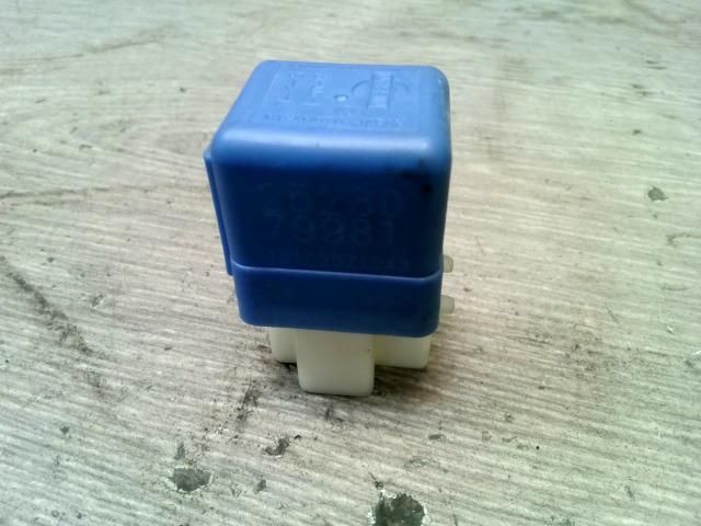 bontott NISSAN MAXIMA Relé