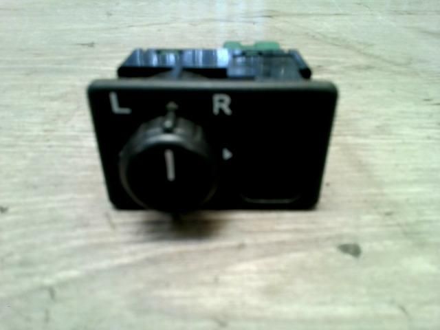 bontott NISSAN MAXIMA Tükör Kapcsoló