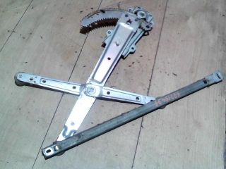 bontott NISSAN MICRA I Jobb első Ablakemelő Szerkezet (Mechanikus)