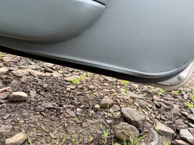 bontott NISSAN MICRA II Bal első Féknyereg Munkahengerrel