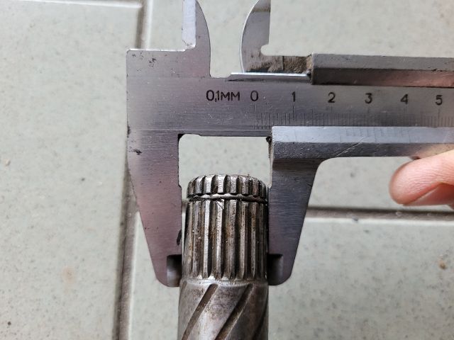 bontott NISSAN MICRA II Bal Féltengely