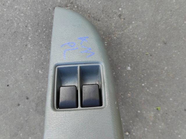 bontott NISSAN MICRA II Ablakemelő Kapcsoló Négyes / Kettes