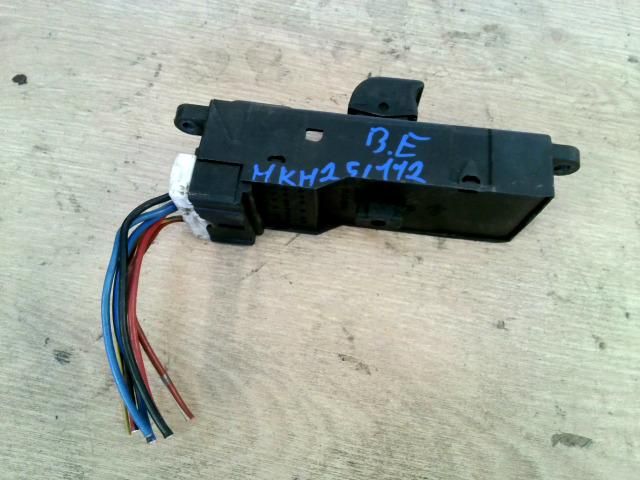 bontott NISSAN MICRA II Bal első Ablakemelő Kapcsoló