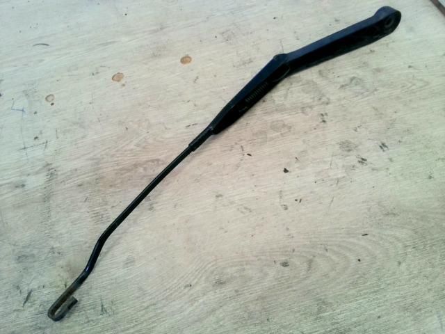 bontott NISSAN MICRA II Bal első Ablaktörlő Kar