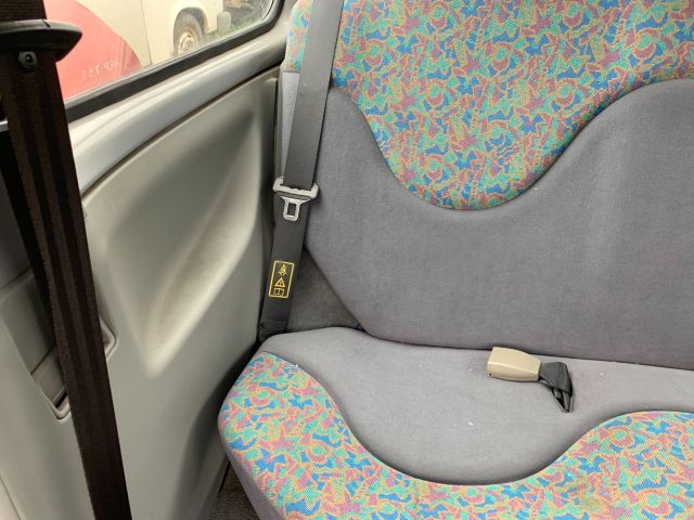 bontott NISSAN MICRA II Bal első Ajtó (Részeivel)