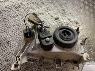 bontott NISSAN MICRA II Bal Fényszóró