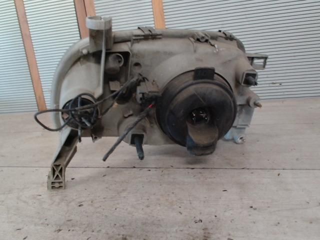 bontott NISSAN MICRA II Bal Fényszóró