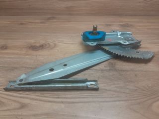 bontott NISSAN MICRA II Bal hátsó Ablakemelő Szerkezet (Mechanikus)