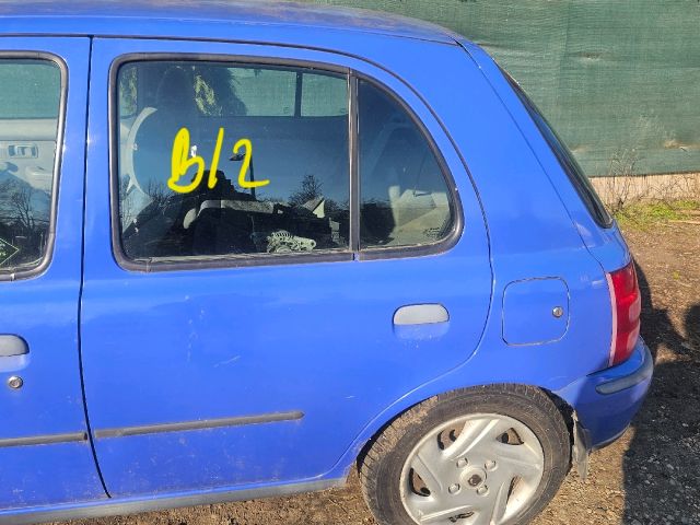 bontott NISSAN MICRA II Bal hátsó Ajtó (Részeivel)
