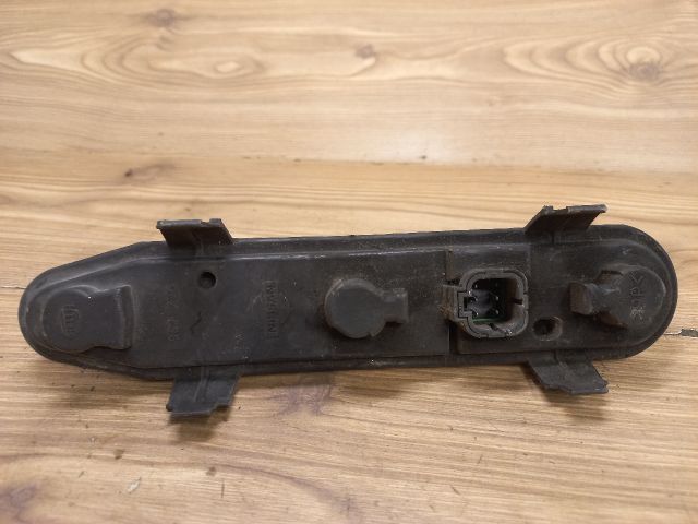 bontott NISSAN MICRA II Bal Hátsó Lámpa Foglalat