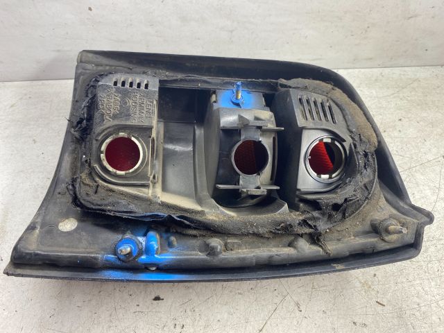 bontott NISSAN MICRA II Bal Hátsó Lámpa