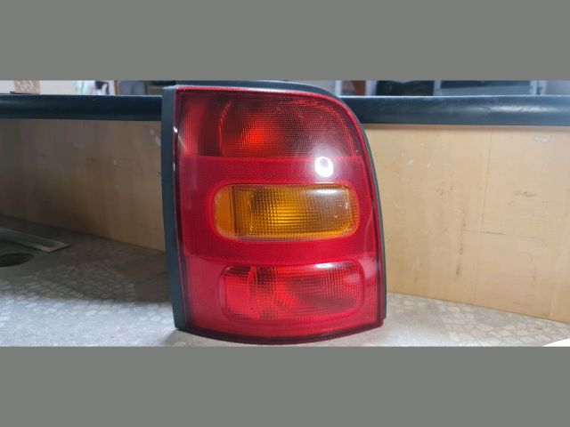 bontott NISSAN MICRA II Bal Hátsó Lámpa