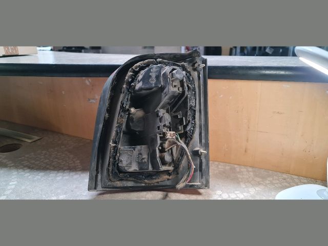 bontott NISSAN MICRA II Bal Hátsó Lámpa