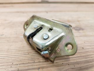 bontott NISSAN MICRA II Csomagtérajtó Zárszerkezet