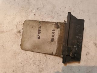 bontott NISSAN MICRA II Előtét Ellenállás Fűtőmotor