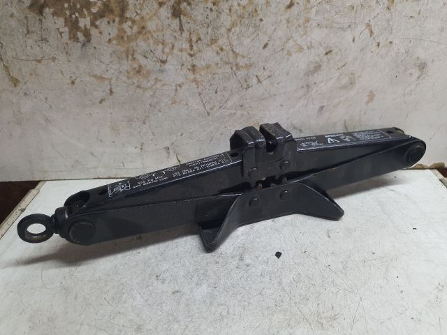 bontott NISSAN MICRA II Emelő