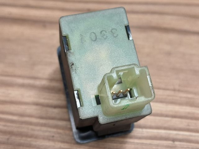 bontott NISSAN MICRA II Fényszórómagasság Állító Kapcsoló