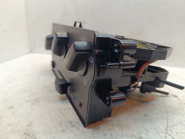 bontott NISSAN MICRA II Fűtéskapcsoló (manuális klímás)