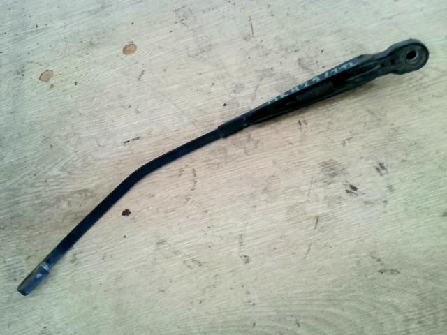 bontott NISSAN MICRA II Hátsó Ablaktörlő Kar