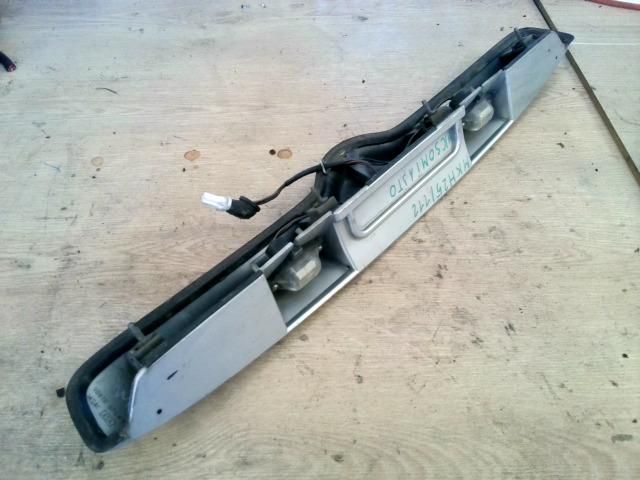 bontott NISSAN MICRA II Hátsó Rendszámtábla Világítás