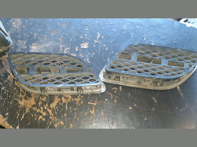 bontott NISSAN MICRA II Hűtőrács