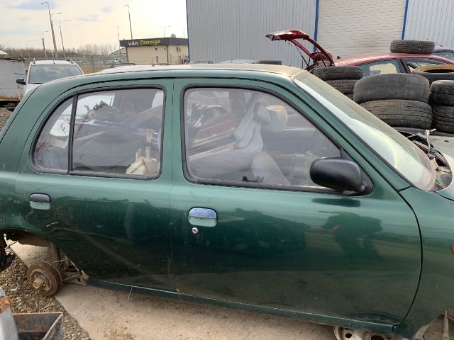 bontott NISSAN MICRA II Jobb első Ajtó Kárpit