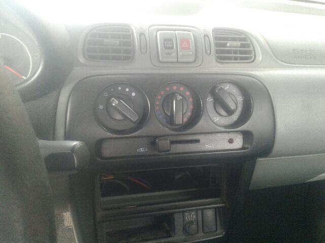 bontott NISSAN MICRA II Jobb első Ajtó (Üres lemez)