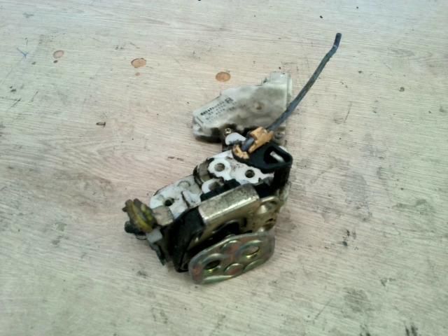 bontott NISSAN MICRA II Jobb első Ajtózár