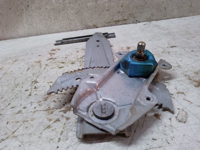 bontott NISSAN MICRA II Jobb hátsó Ablakemelő Szerkezet (Mechanikus)