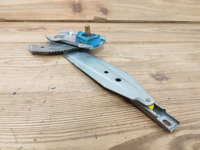 bontott NISSAN MICRA II Jobb hátsó Ablakemelő Szerkezet (Mechanikus)