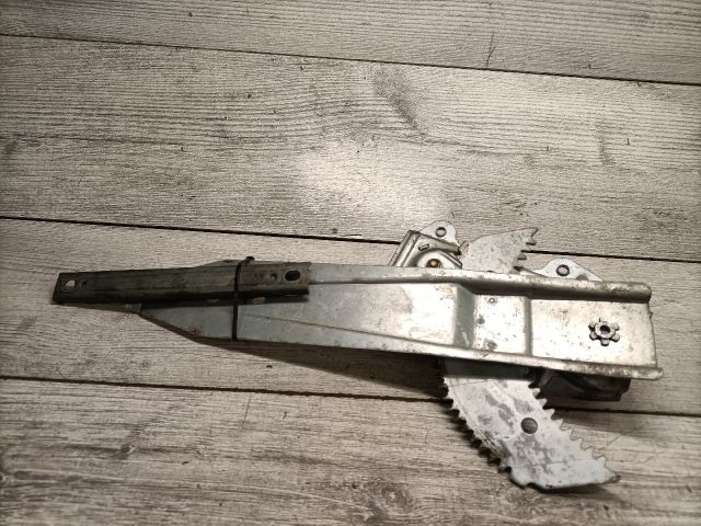 bontott NISSAN MICRA II Jobb hátsó Ablakemelő Szerkezet (Mechanikus)